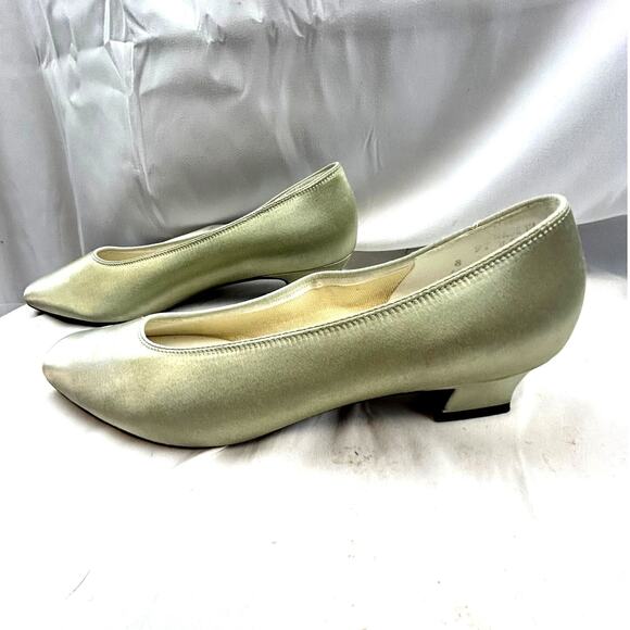Dyeables by Highlights Vintage Size 8 Made USA Pump heels light Gold - Picture 7 of 14